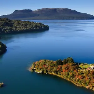 Lodge Solitaire, Rotorua